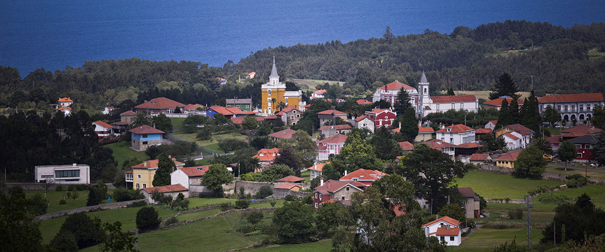 Antiguos galardonados al  Pueblo Ejemplar de Asturias